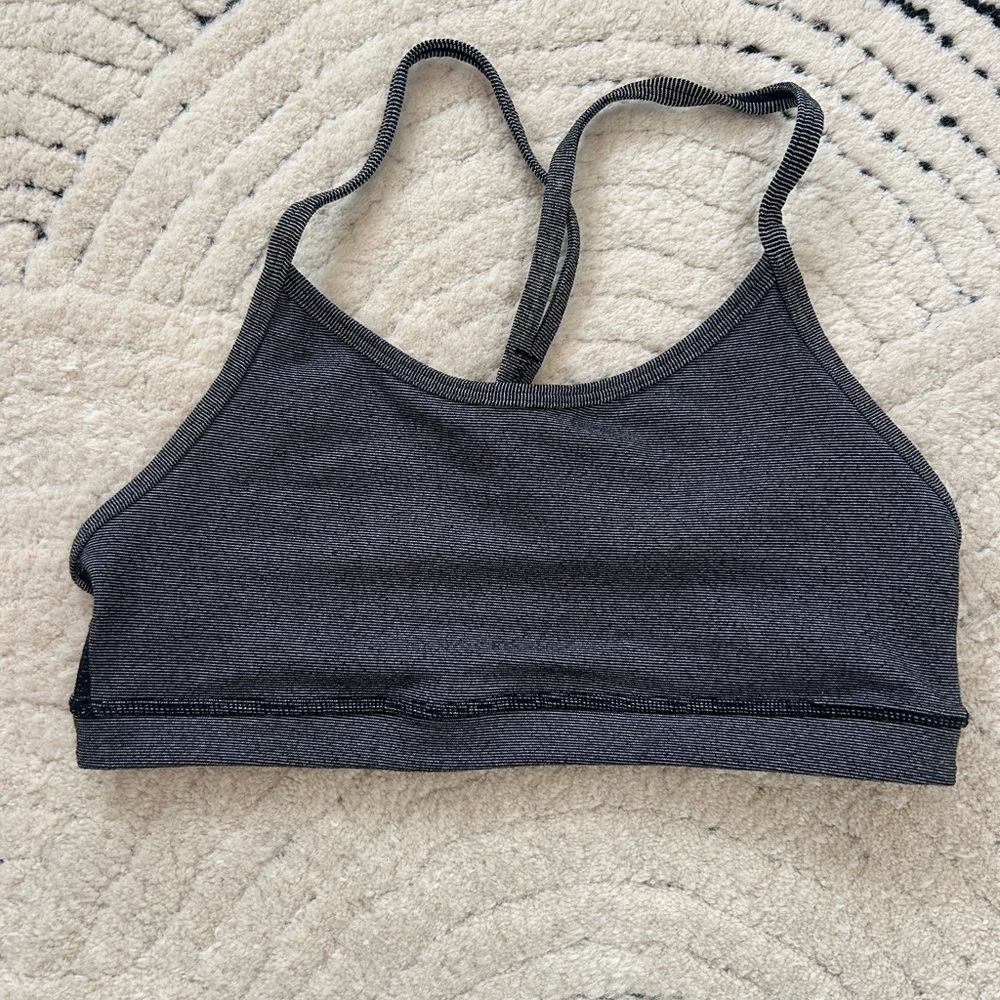 Lululemon Flow Y Bra in White | Size 4